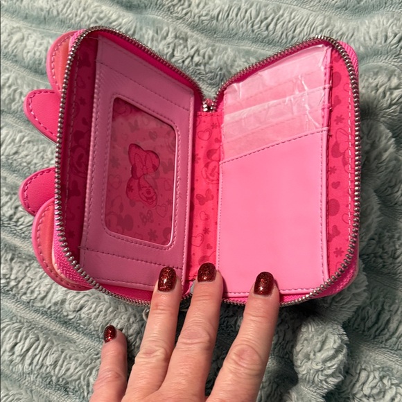 Loungefly Pink Minnie Mouse Wallet - Picture 3 of 3